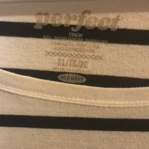 Old Navy Tee - Picture 3 of 3